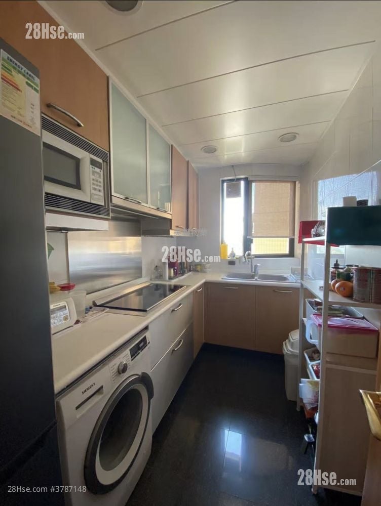 Park Island Sell 3 Bedrooms , 3 Bathrooms 781 ft²