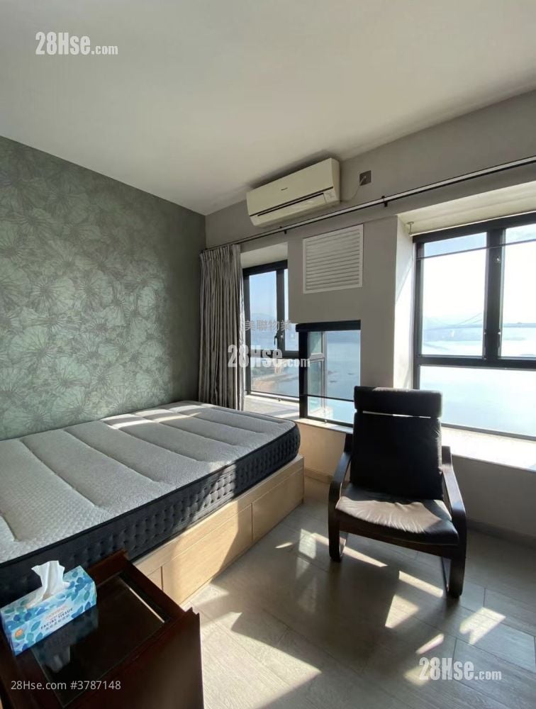 Park Island Sell 3 Bedrooms , 3 Bathrooms 781 ft²