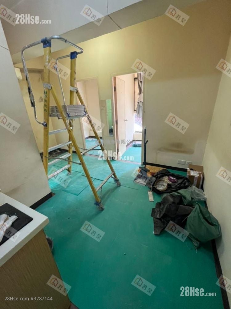 忠利大厦 租盘 2 房 , 1 浴室 300 平方尺