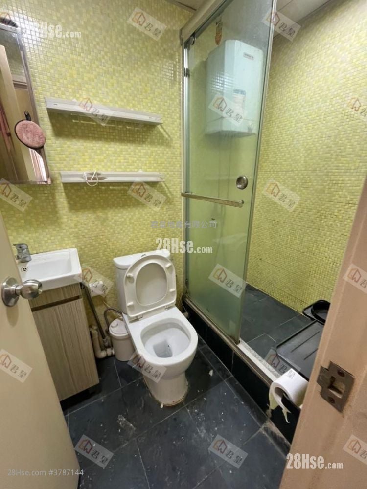 忠利大厦 租盘 2 房 , 1 浴室 300 平方尺