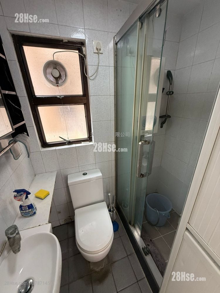 Po Wai Building Sell 2 Bedrooms , 1 Bathroom 262 ft²