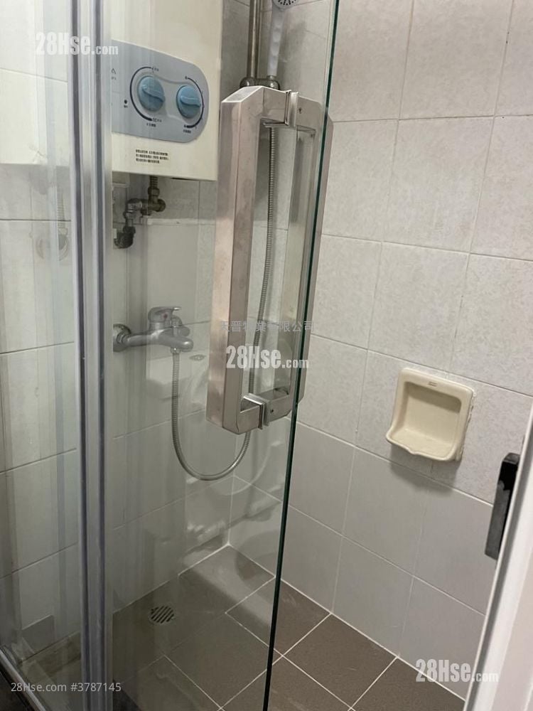 Po Wai Building Sell 2 Bedrooms , 1 Bathroom 262 ft²