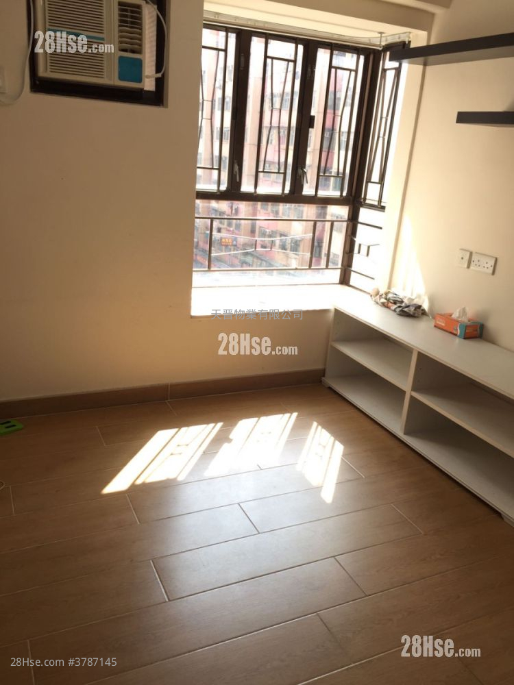 Po Wai Building Sell 2 Bedrooms , 1 Bathroom 262 ft²