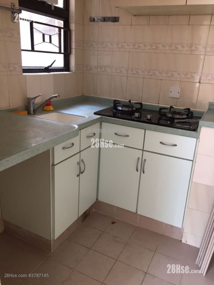 Po Wai Building Sell 2 Bedrooms , 1 Bathroom 262 ft²