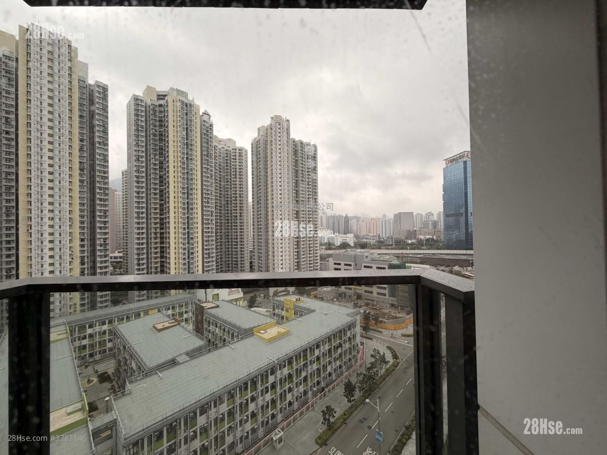 天寰 租盘 3 房 , 2 浴室 640 平方尺