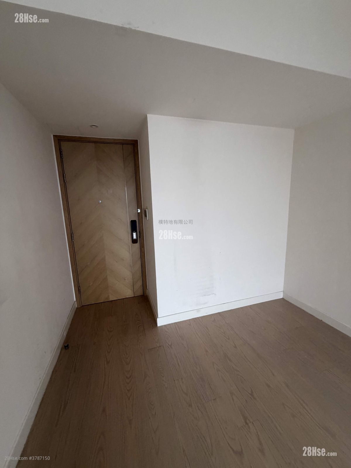 Monaco Rental 3 Bedrooms , 2 Bathrooms 674 ft²