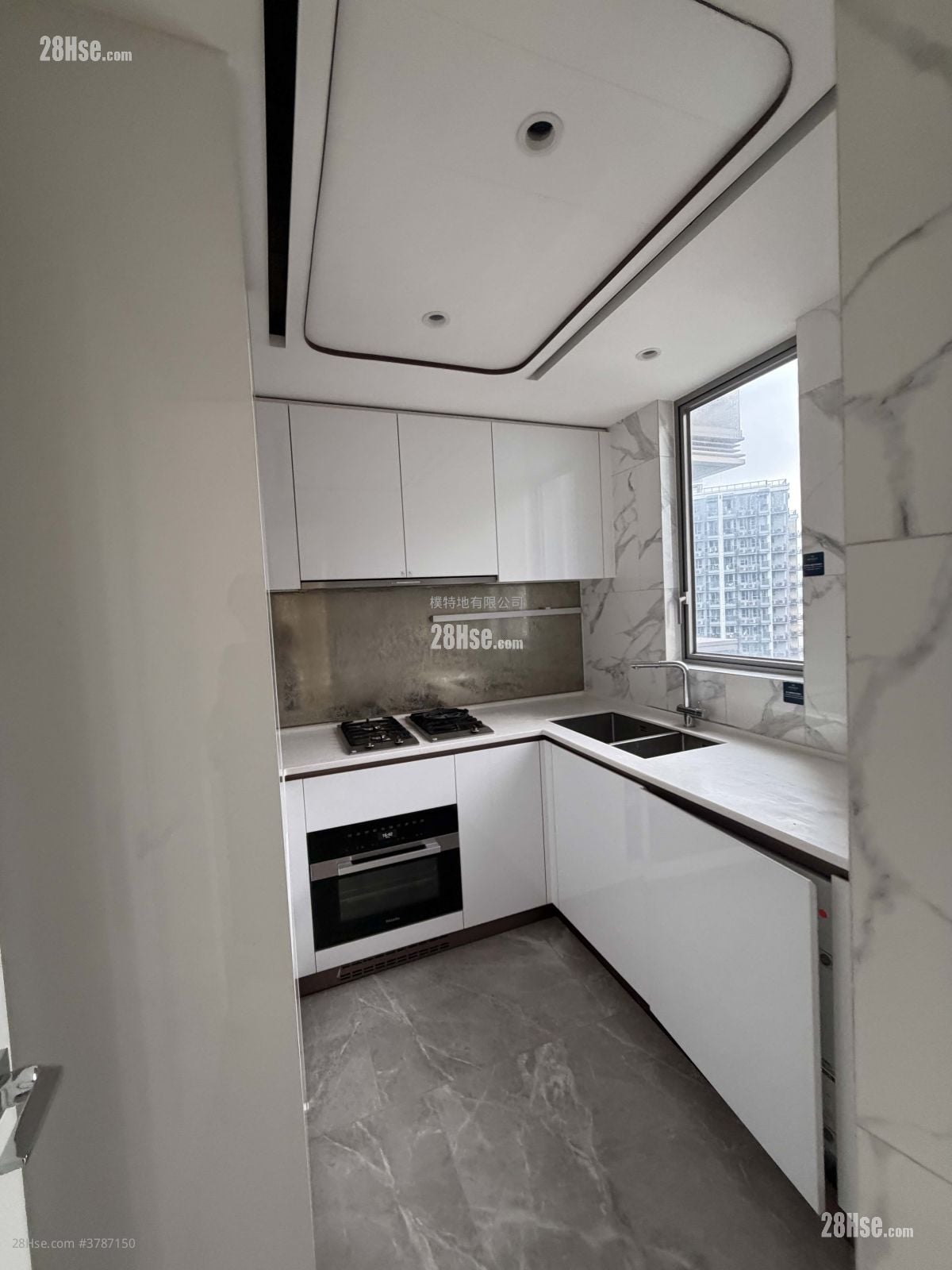 Monaco Rental 3 Bedrooms , 2 Bathrooms 674 ft²