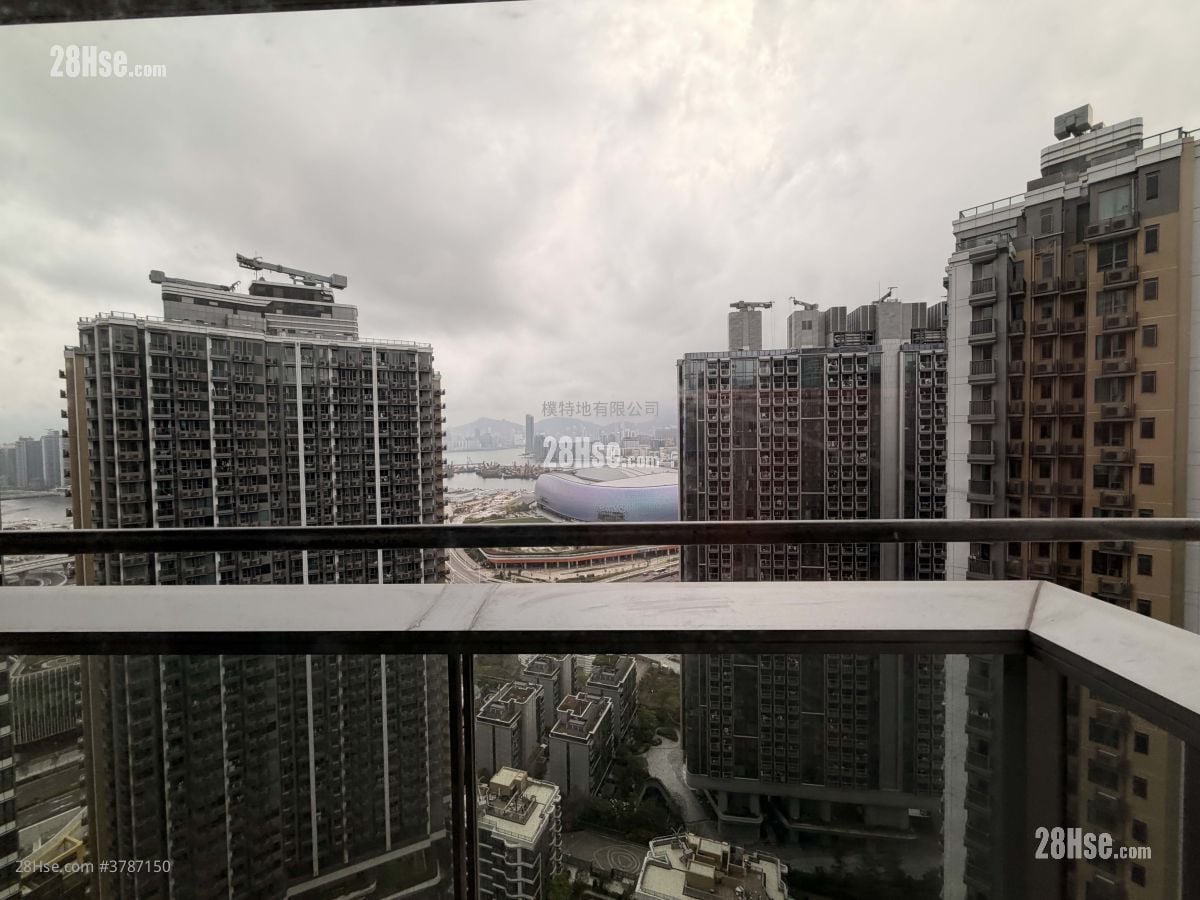 Monaco Rental 3 Bedrooms , 2 Bathrooms 674 ft²