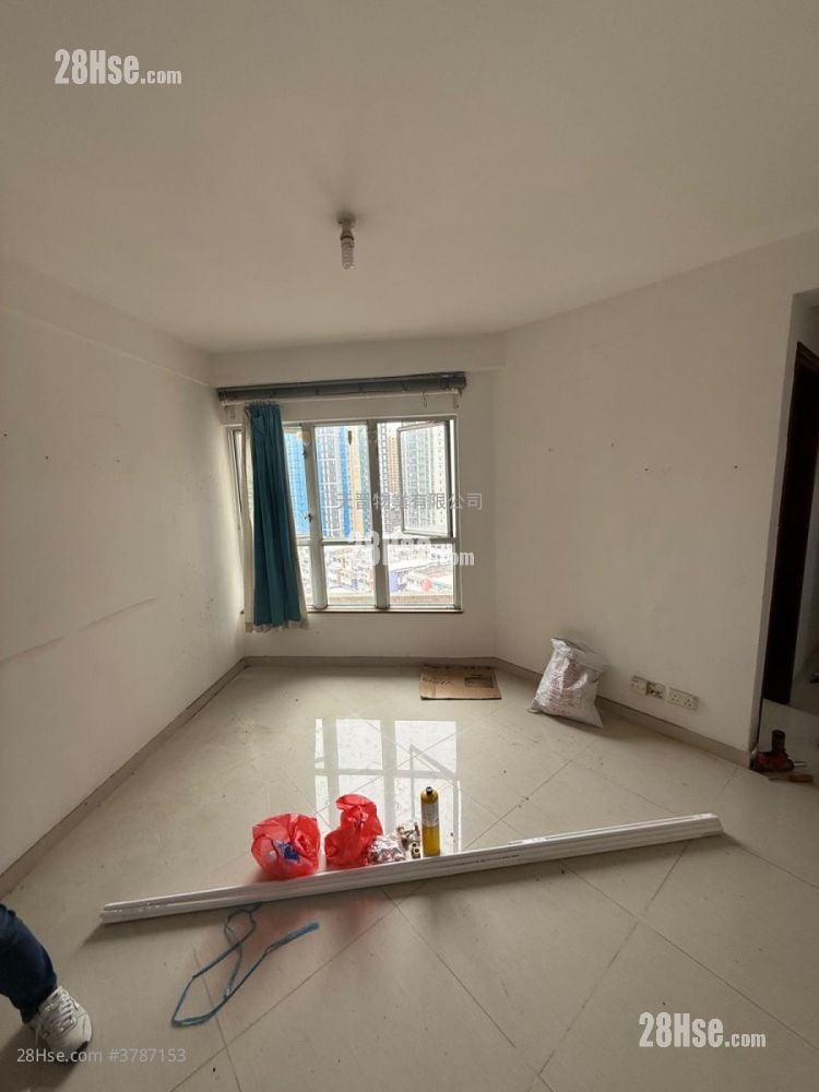 Bailey Garden Sell 3 Bedrooms , 2 Bathrooms 476 ft²