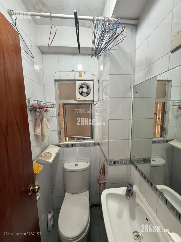 Bailey Garden Sell 3 Bedrooms , 2 Bathrooms 476 ft²