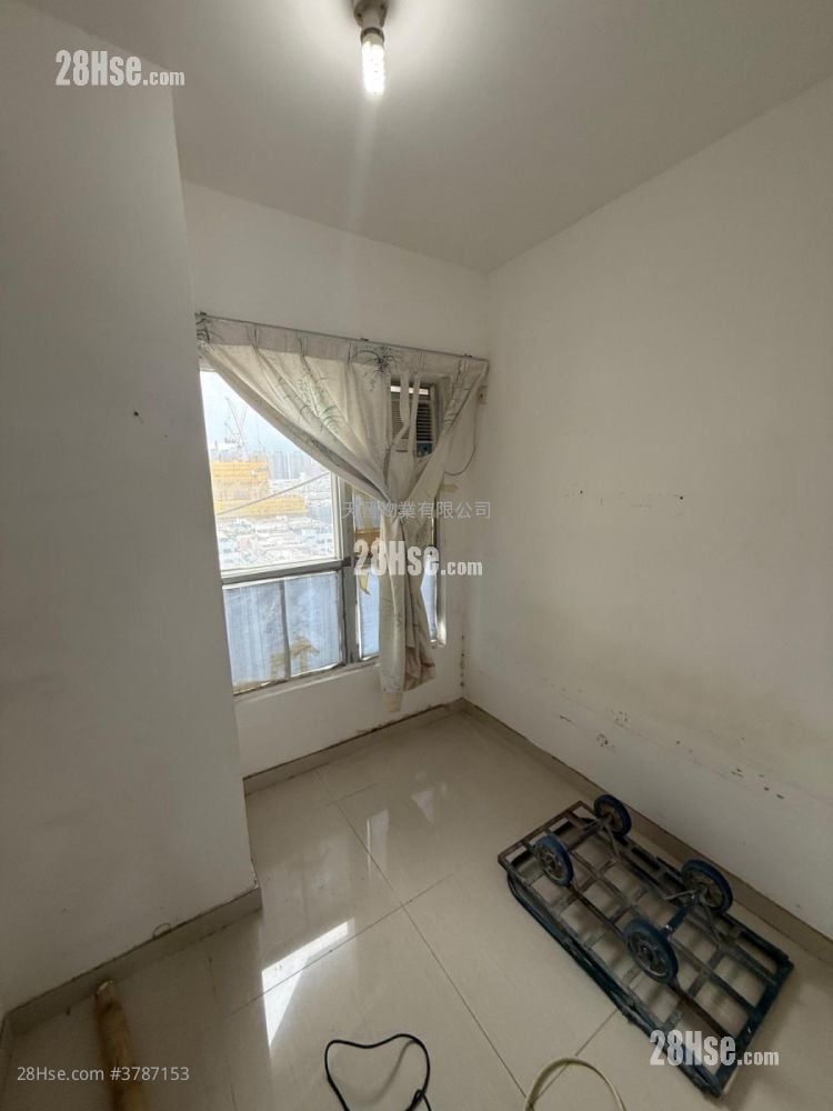 Bailey Garden Sell 3 Bedrooms , 2 Bathrooms 476 ft²