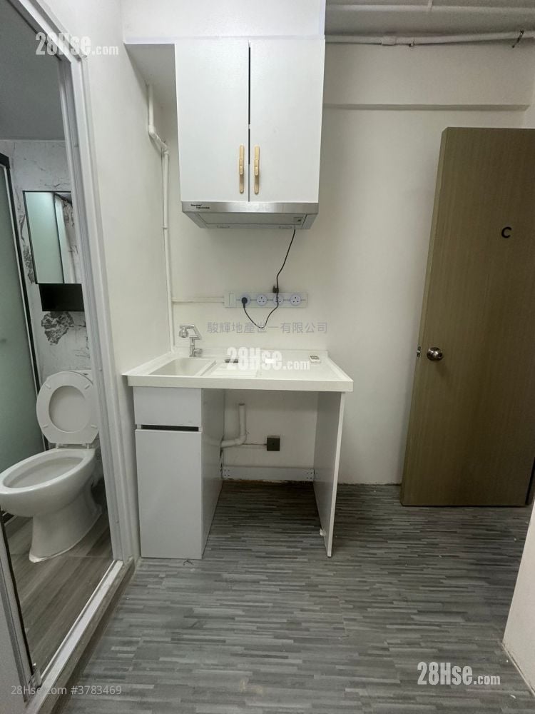 波斯富大厦 租盘 开放式间隔 , 1 浴室 160 平方尺