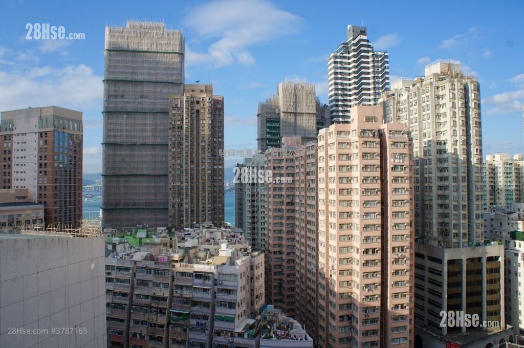 Intelligent Court Rental 2 Bedrooms , 1 Bathroom 365 ft²