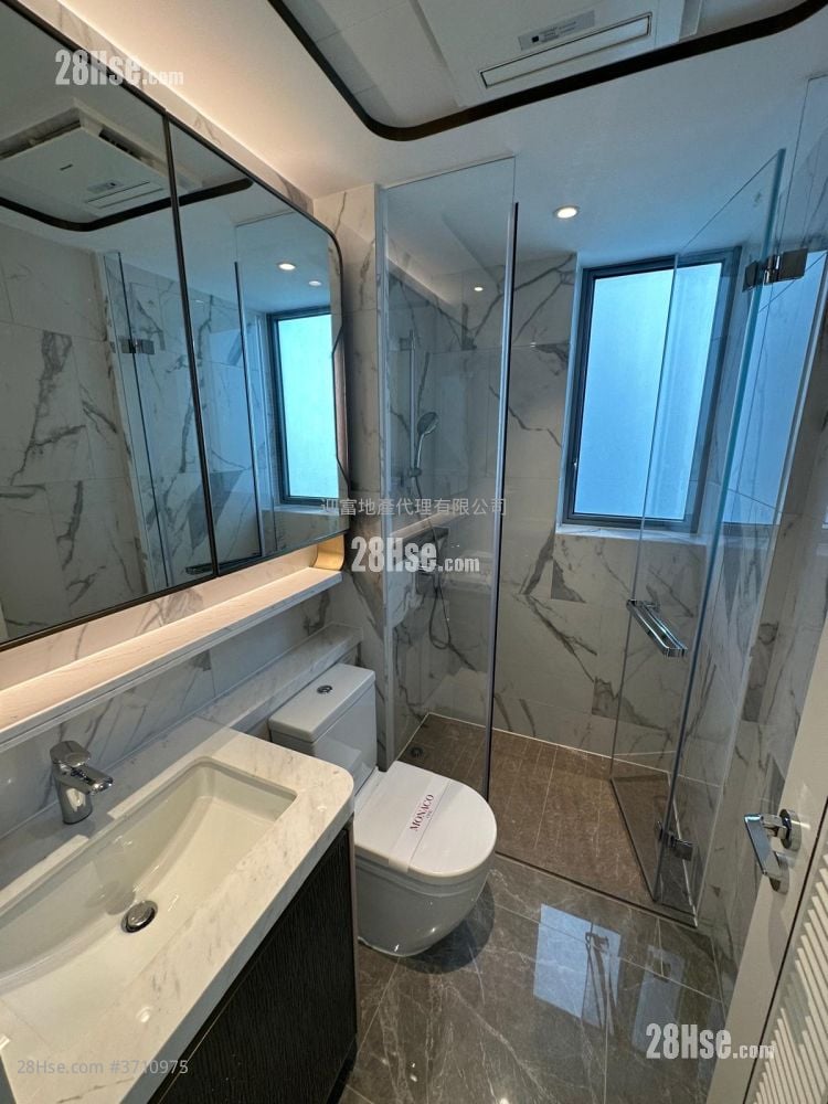 Monaco One 售盘 2 房 , 1 浴室 464 平方尺