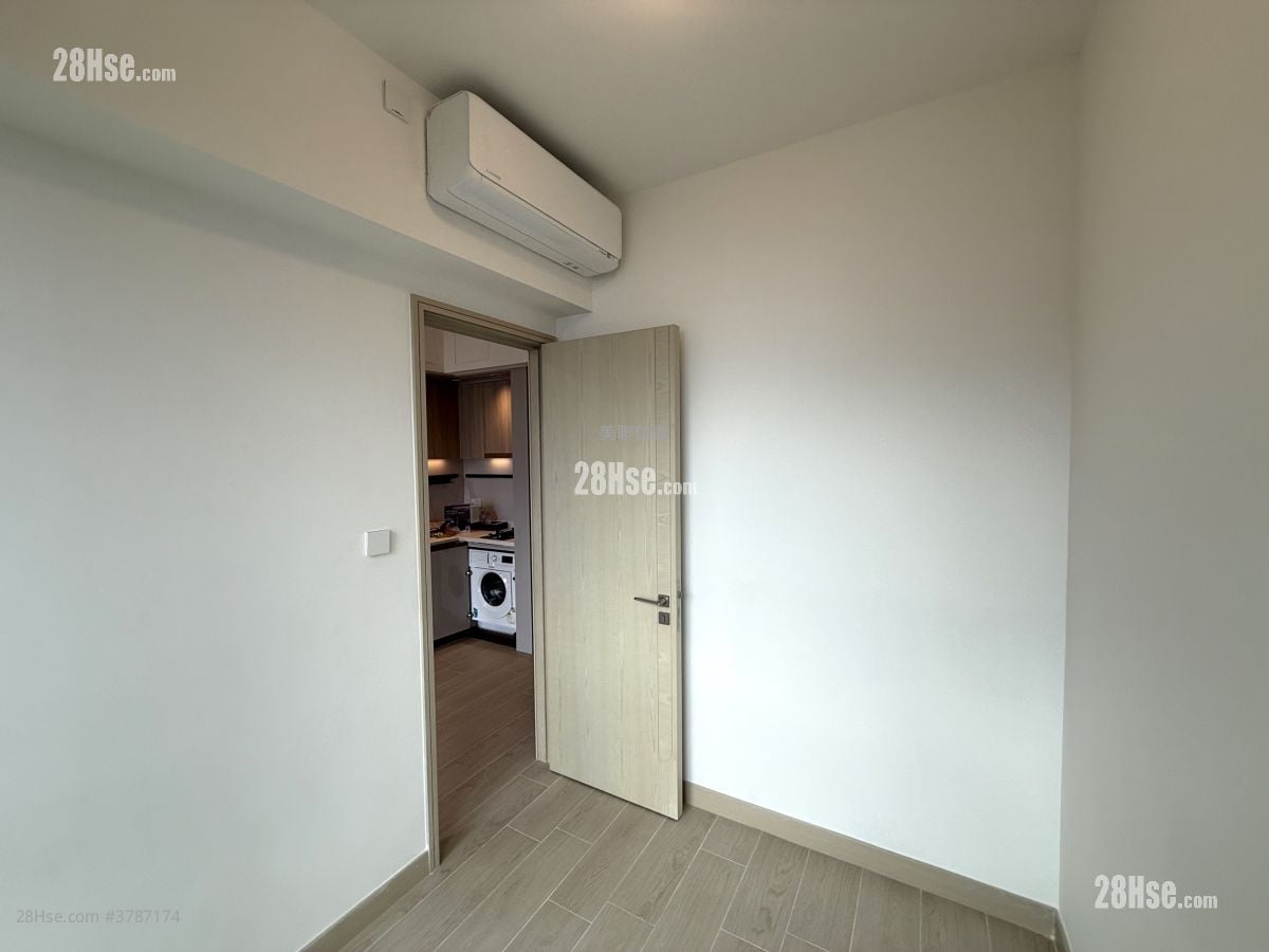 Gold Coast Bay Sell 1 Bedroom 315 ft²