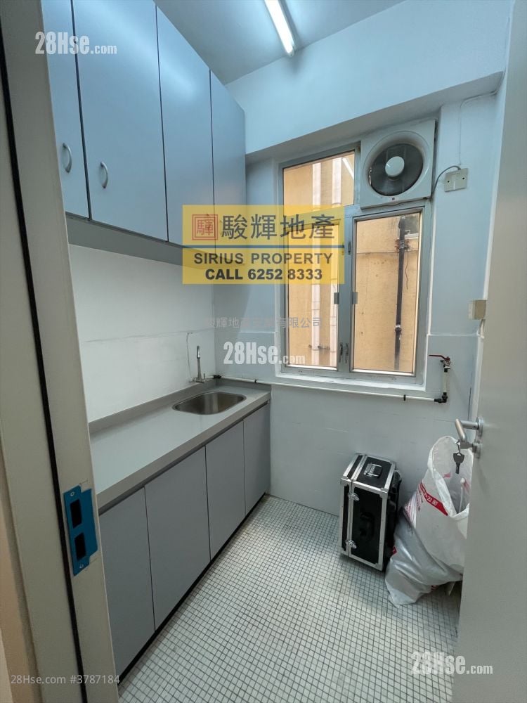 Foon Lok Building Rental 440 ft²