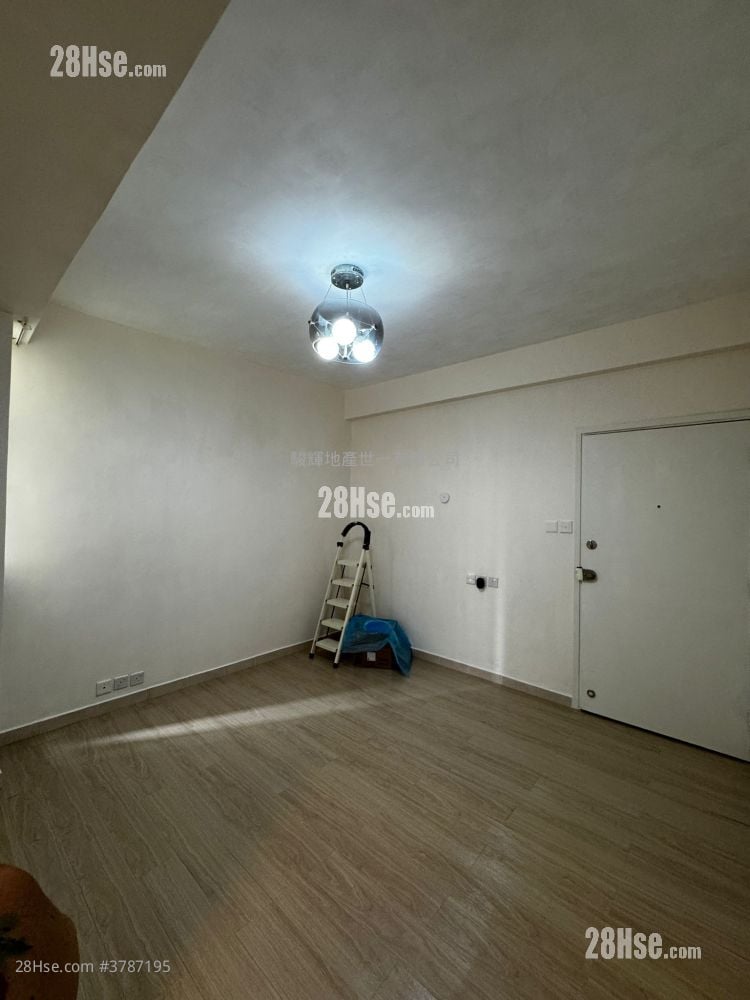 Winfield Building Rental Studio , 1 Bathroom 194 ft²