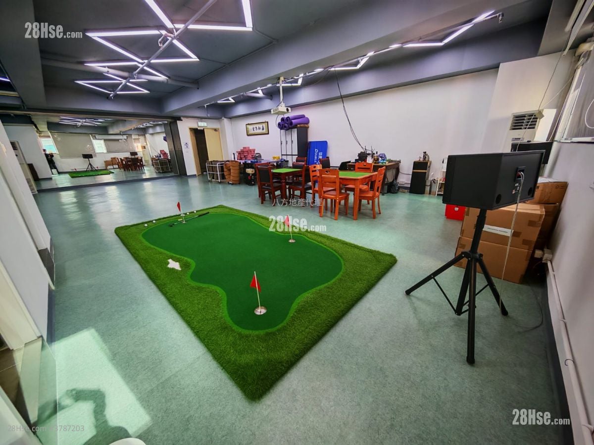 Hewlett Centre Rental Studio , 1 Toilet