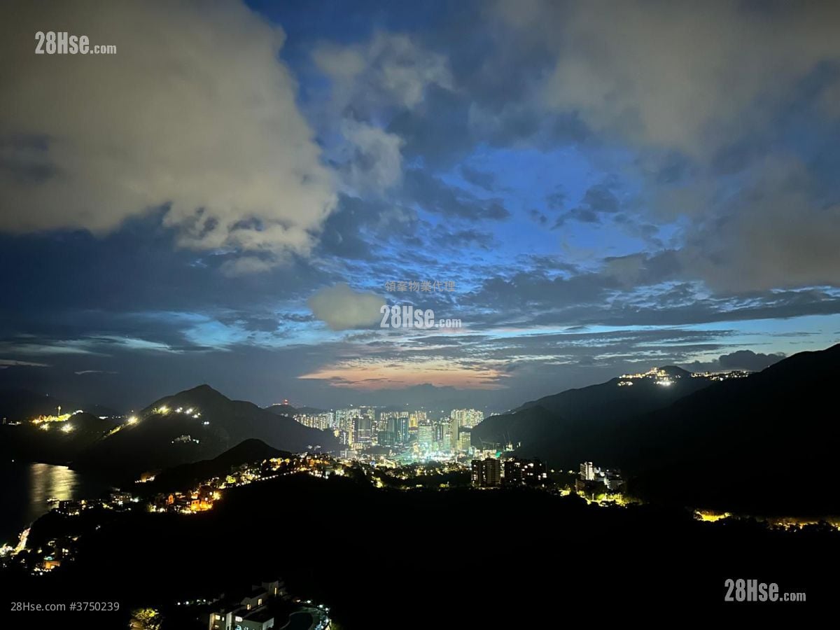 蔚峰园 售盘 3 房 , 2 浴室 1,113 平方尺