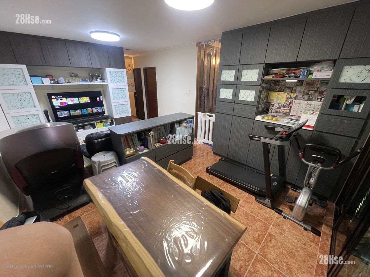 Village Sell 3 Bedrooms , 1 Bathroom 700 ft²