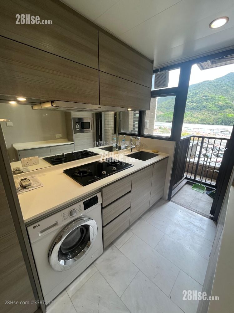 The Visionary Rental 2 Bedrooms , 2 Bathrooms 741 ft²