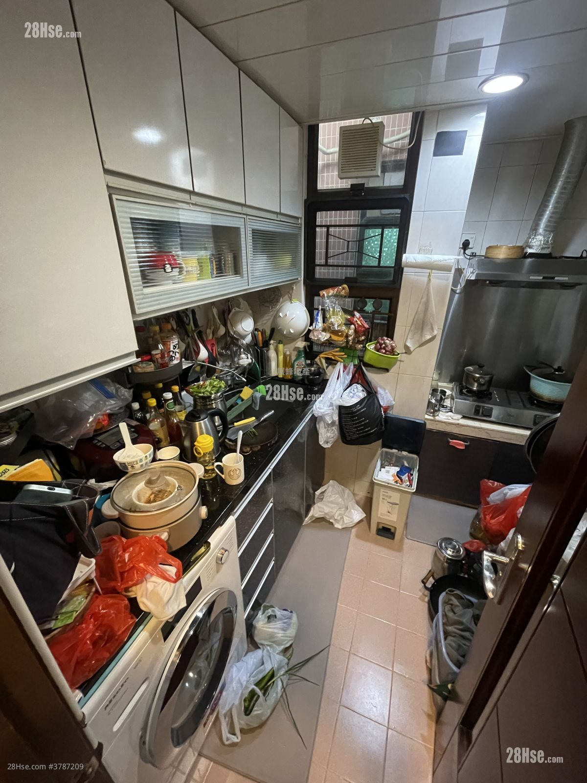 Village Sell 3 Bedrooms , 1 Bathroom 700 ft²