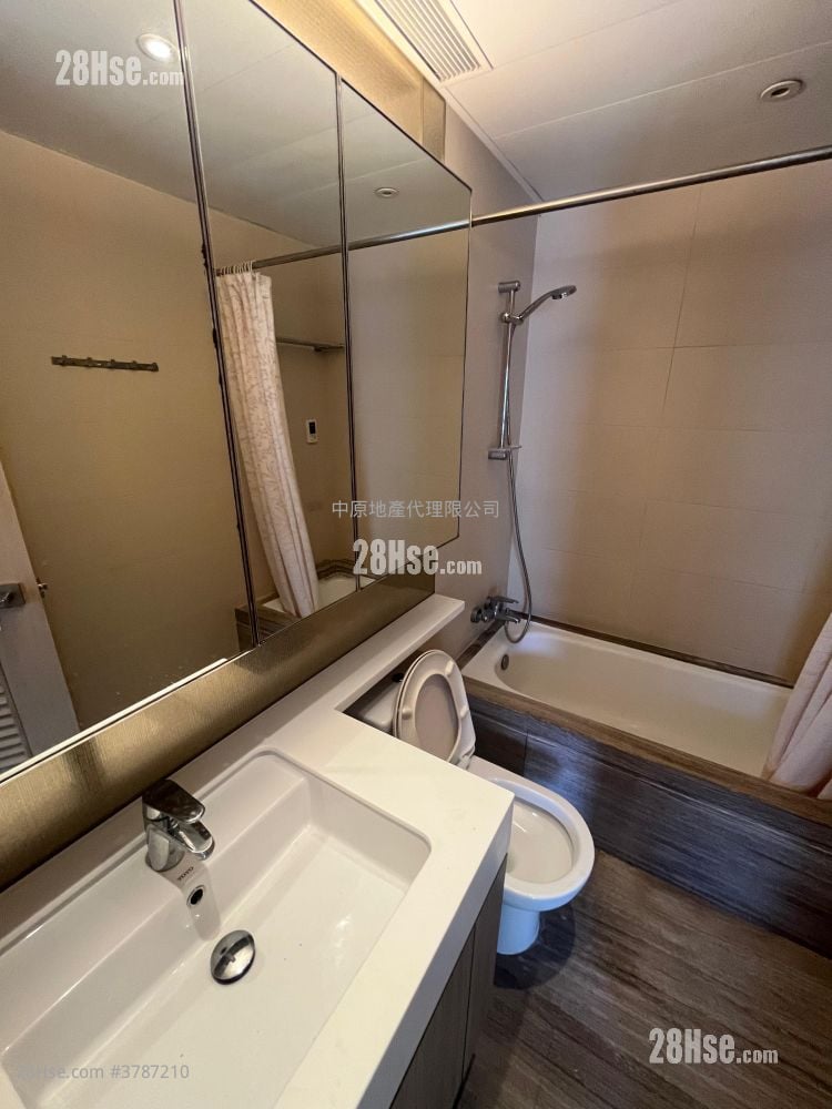 The Visionary Rental 2 Bedrooms , 2 Bathrooms 741 ft²