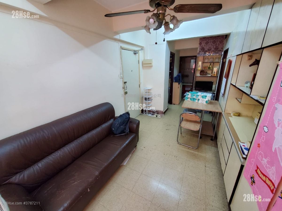 得富大楼 售盘 3 房 , 1 浴室 487 平方尺