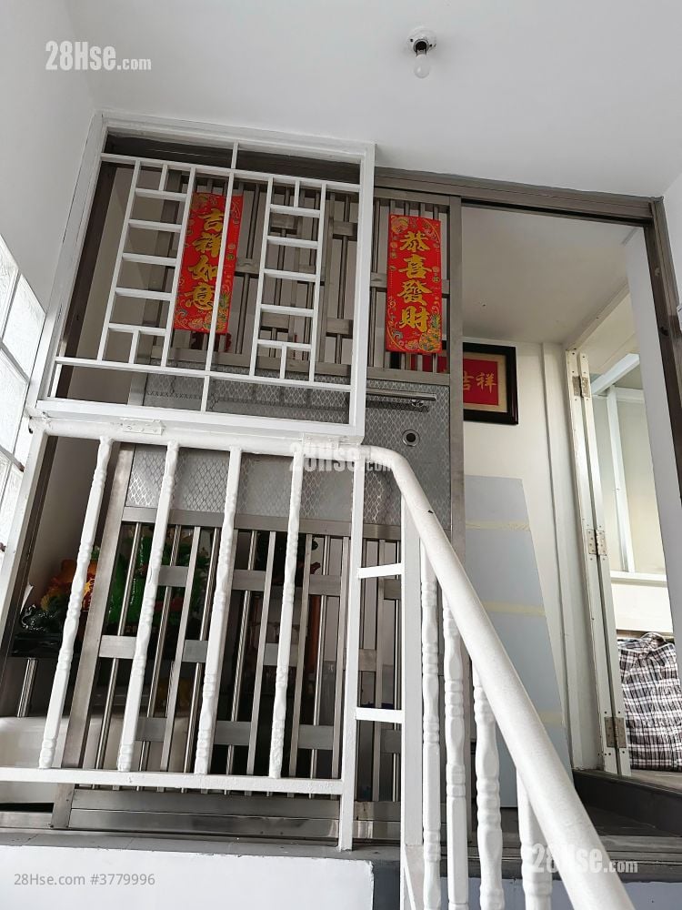 Galore Garden Rental 1 Bedroom , 1 Bathroom 700 ft²