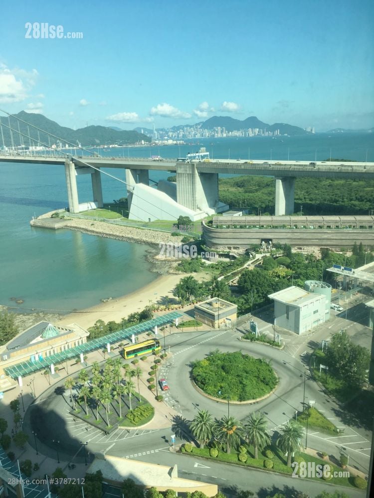 Park Island Sell 1 Bedroom , 1 Bathroom 378 ft²