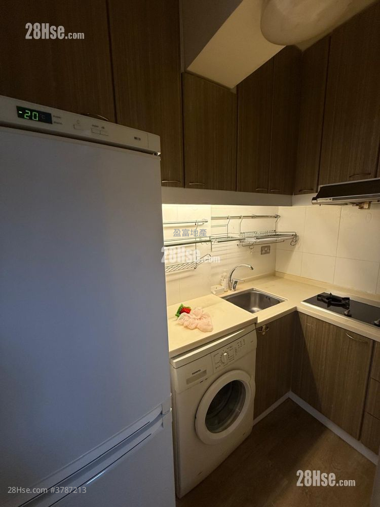 Tin Man Court Sell Studio , 1 Bathroom 379 ft²