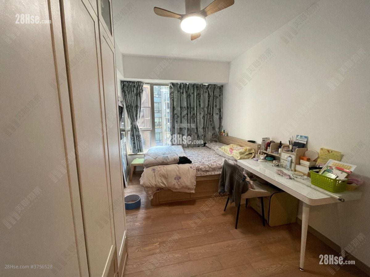 海日灣 售盤 3 房 , 3 浴室 1,071 平方呎