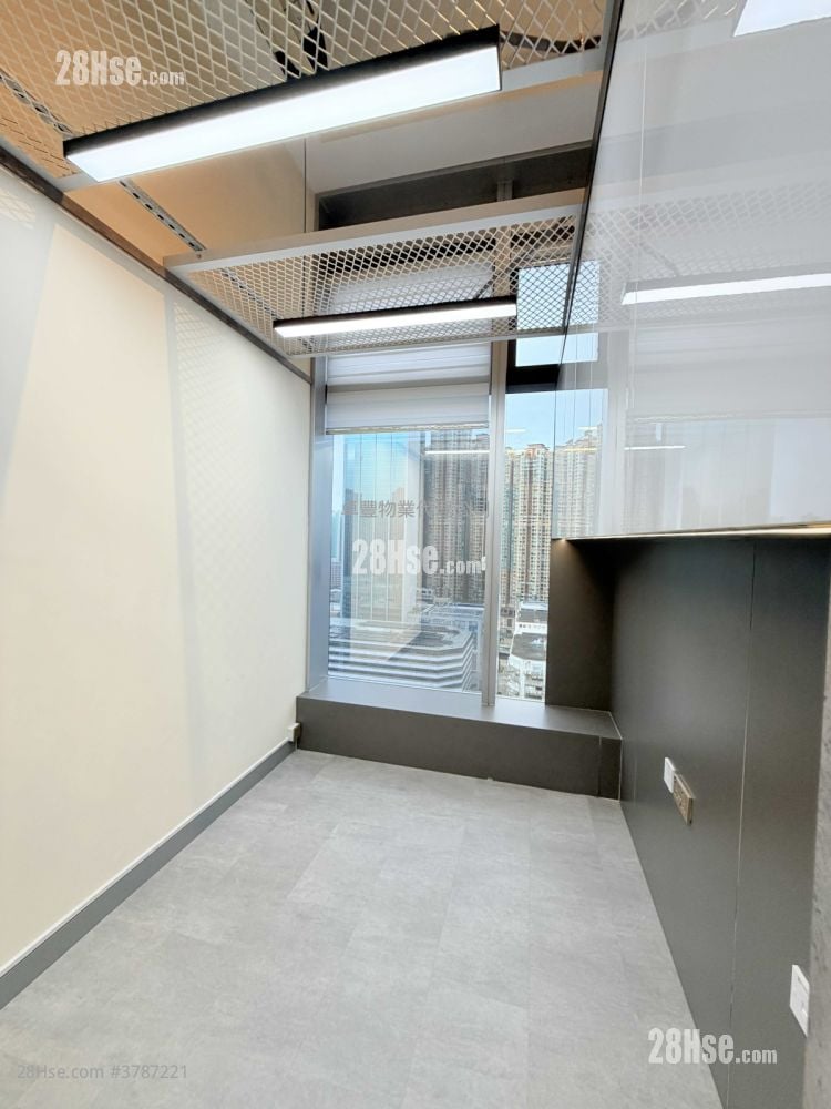 W668 Rental 3 Bedrooms , 1 Toilet 508 ft²