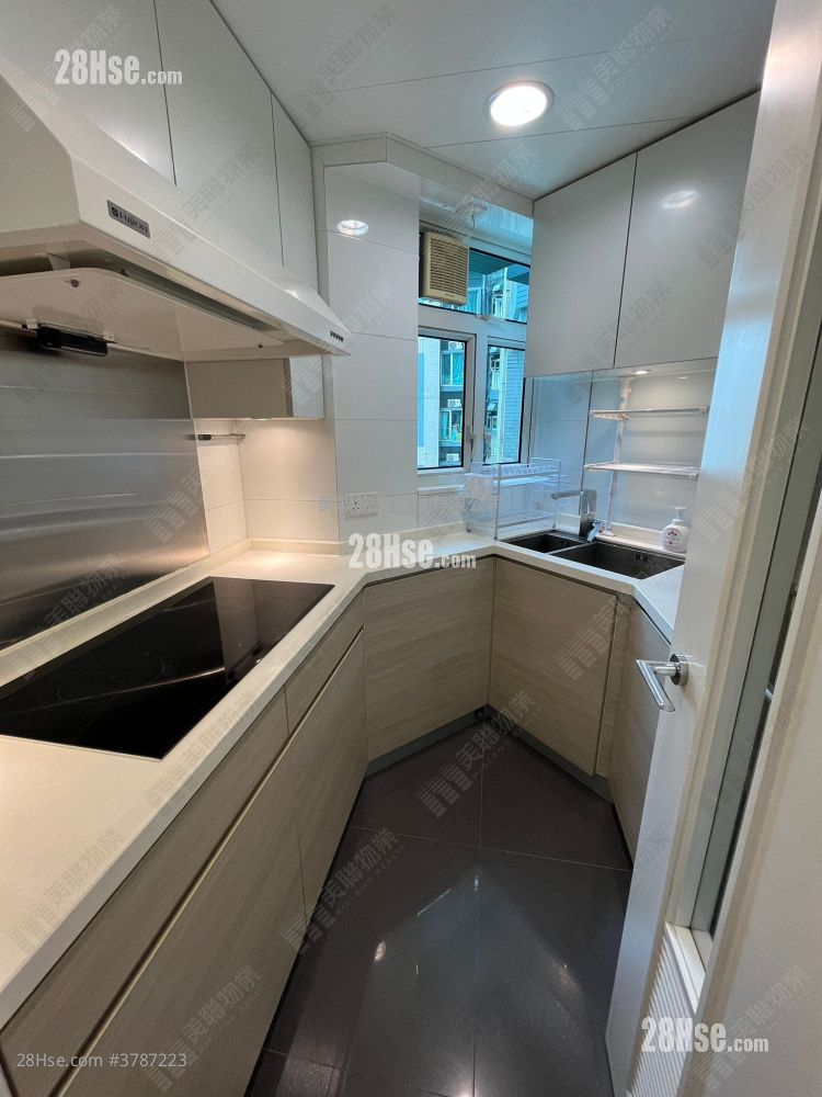 The Beaumount Sell 2 Bedrooms , 1 Bathroom 498 ft²