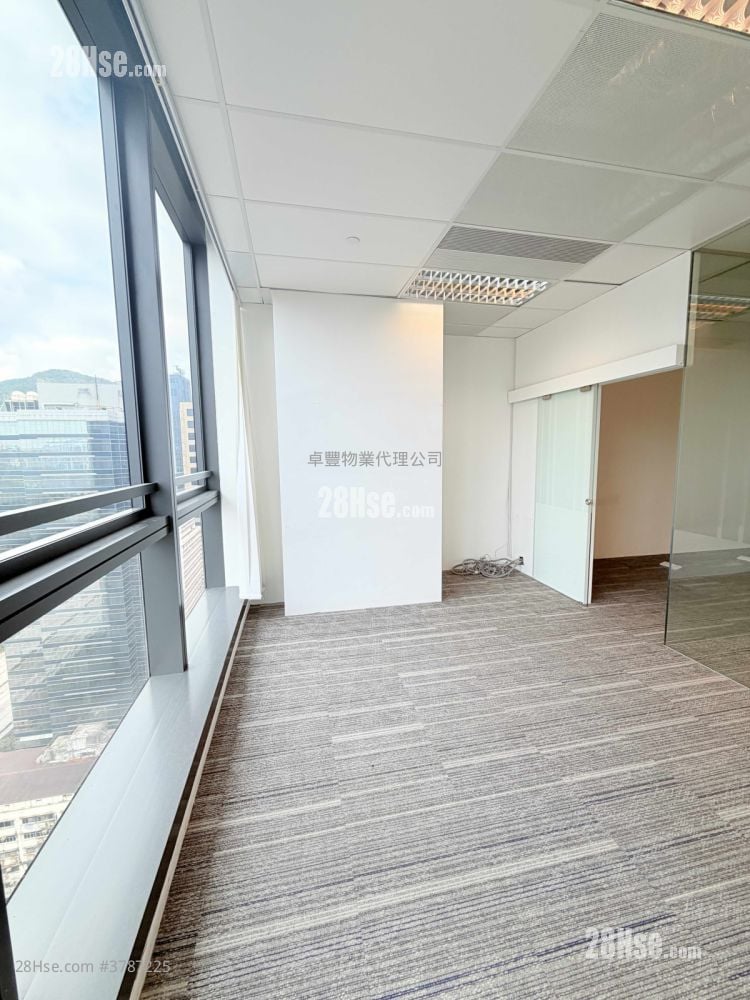 Global Gateway Tower Rental 2 Bedrooms 639 ft²