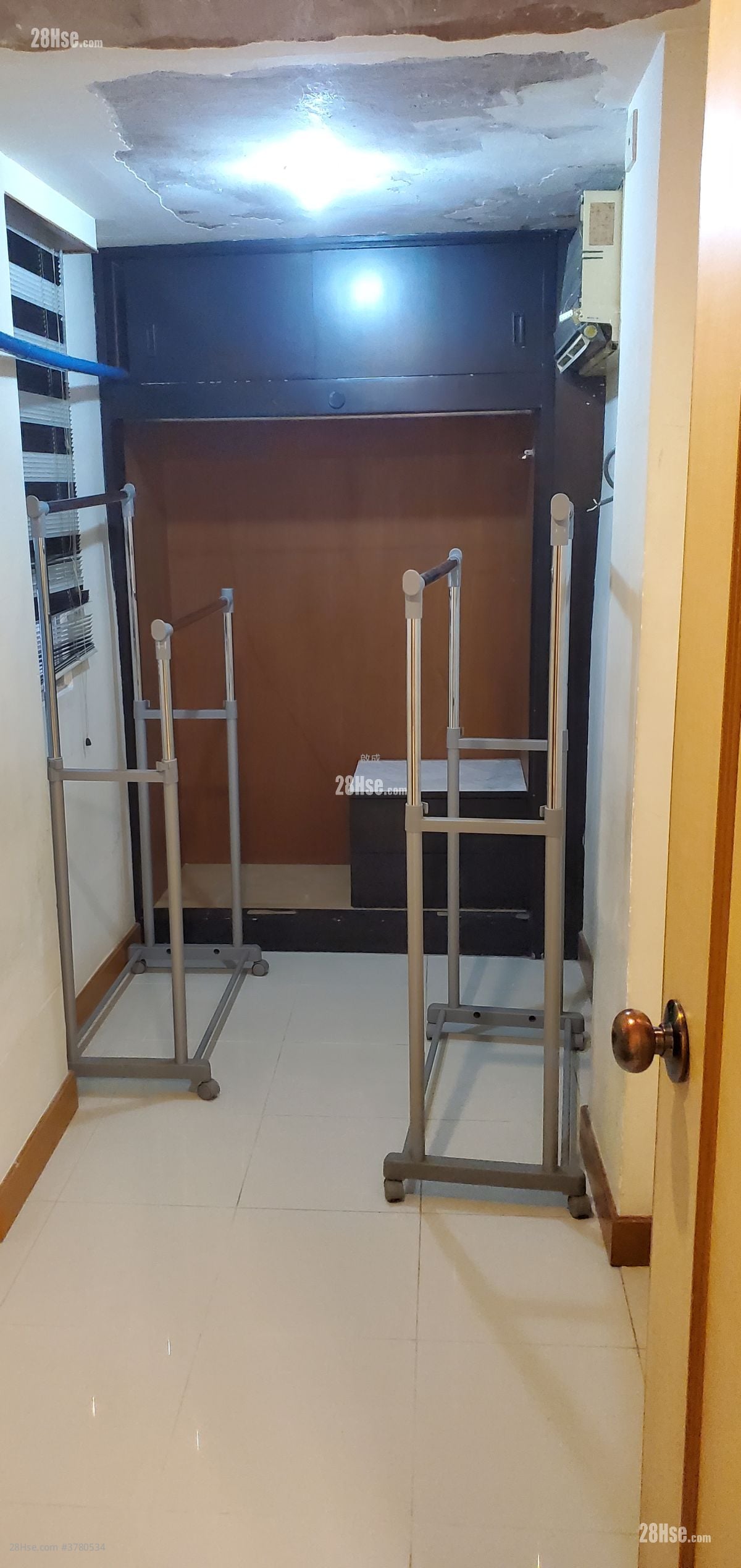 宝德大厦 租盘 3 房 , 1 浴室 659 平方尺