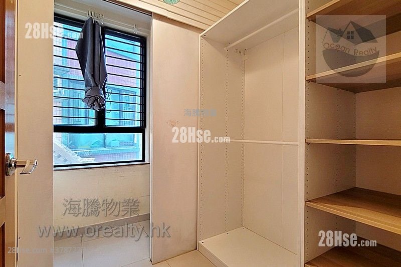 村屋 售盘 3 房 , 1 浴室 700 平方尺