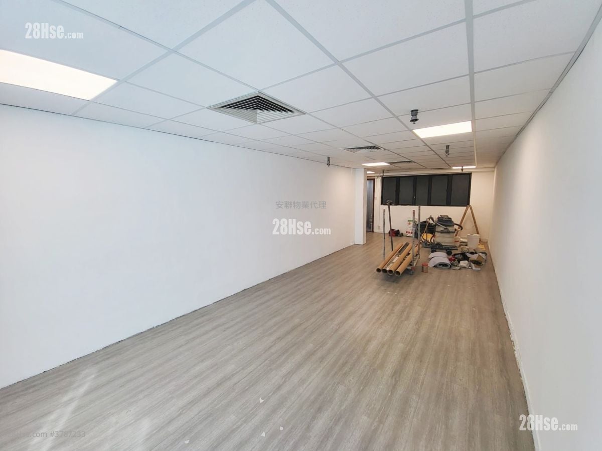 Sterling Centre Sell