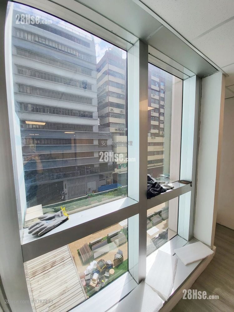 Sterling Centre Sell