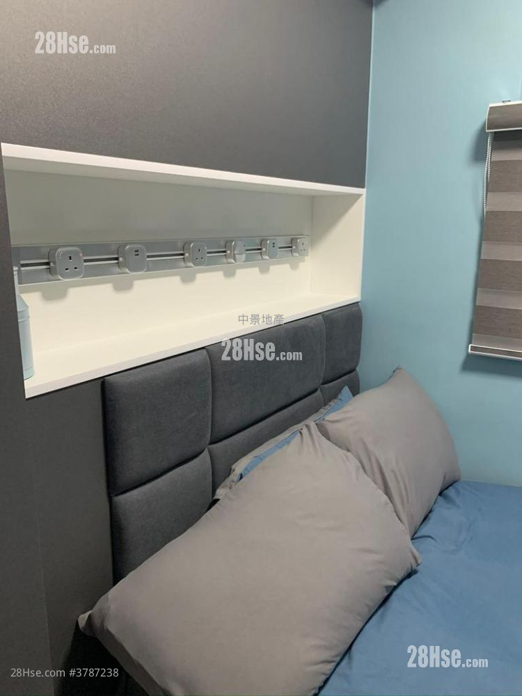 On Ning Building Sell 2 Bedrooms , 1 Bathroom 264 ft²