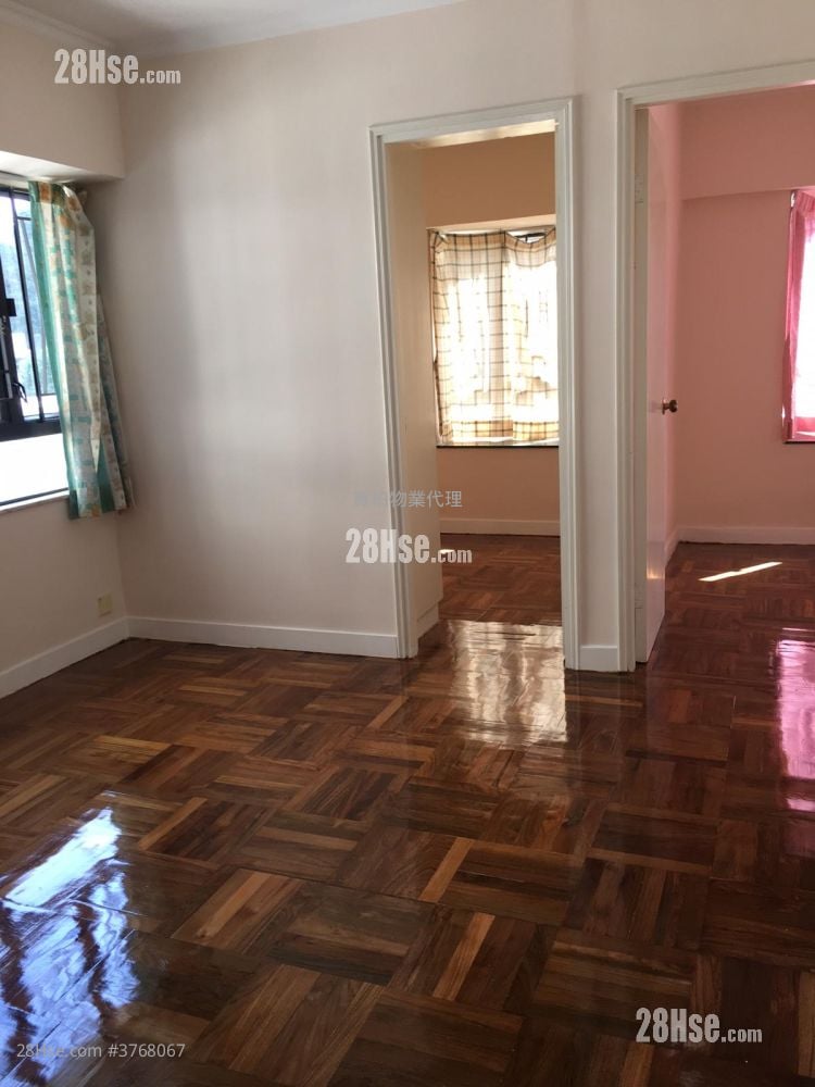 Ying Ga Garden Sell 2 Bedrooms , 1 Bathroom 377 ft²