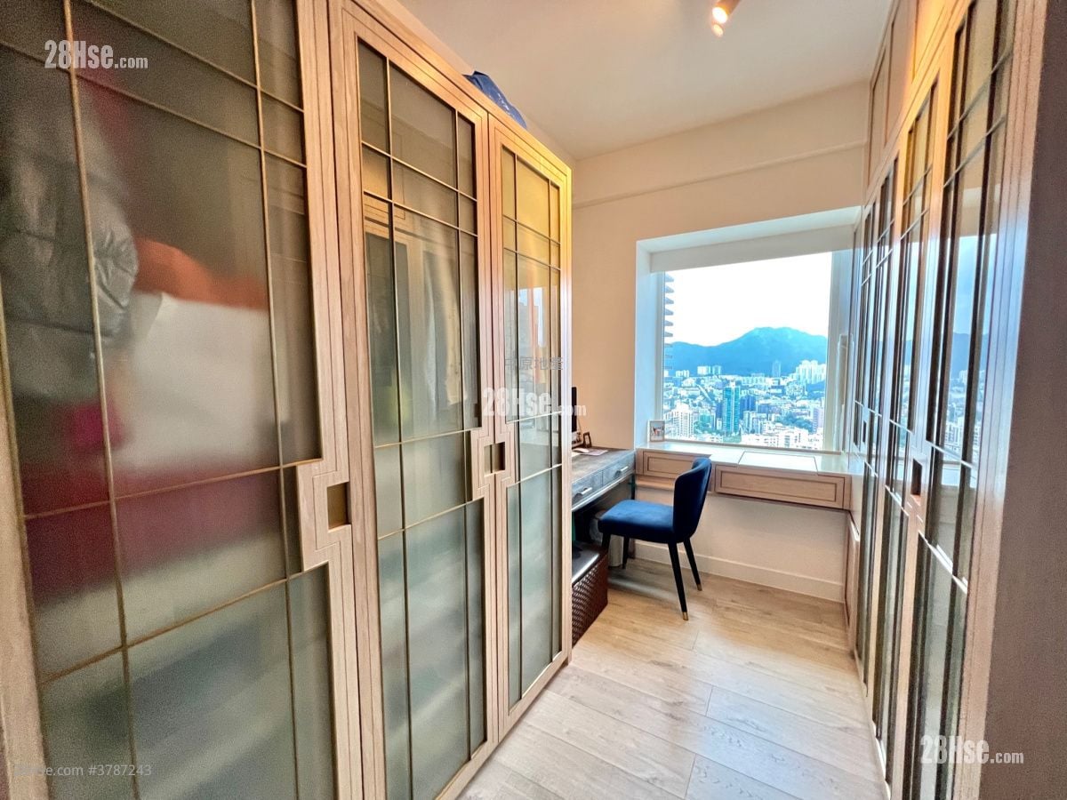 灏畋峰 售盘 3 房 1,490 平方尺