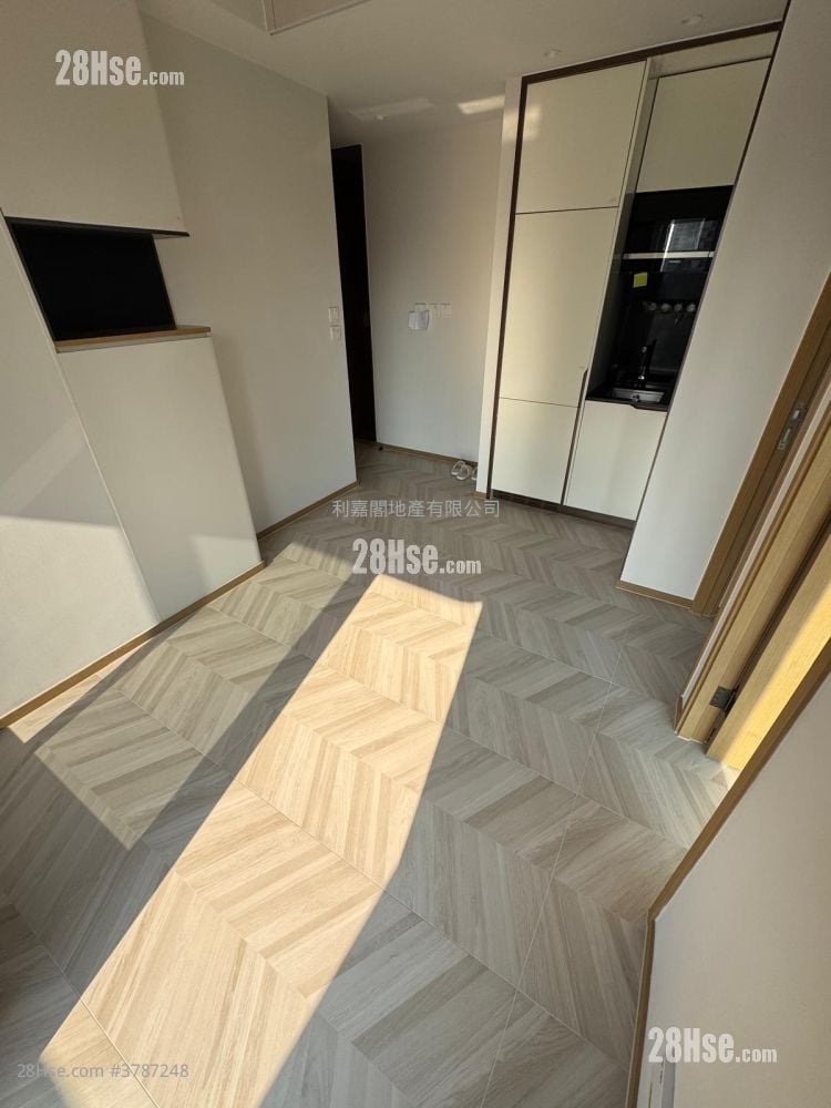 南首 租盘 2 房 , 1 浴室 351 平方尺