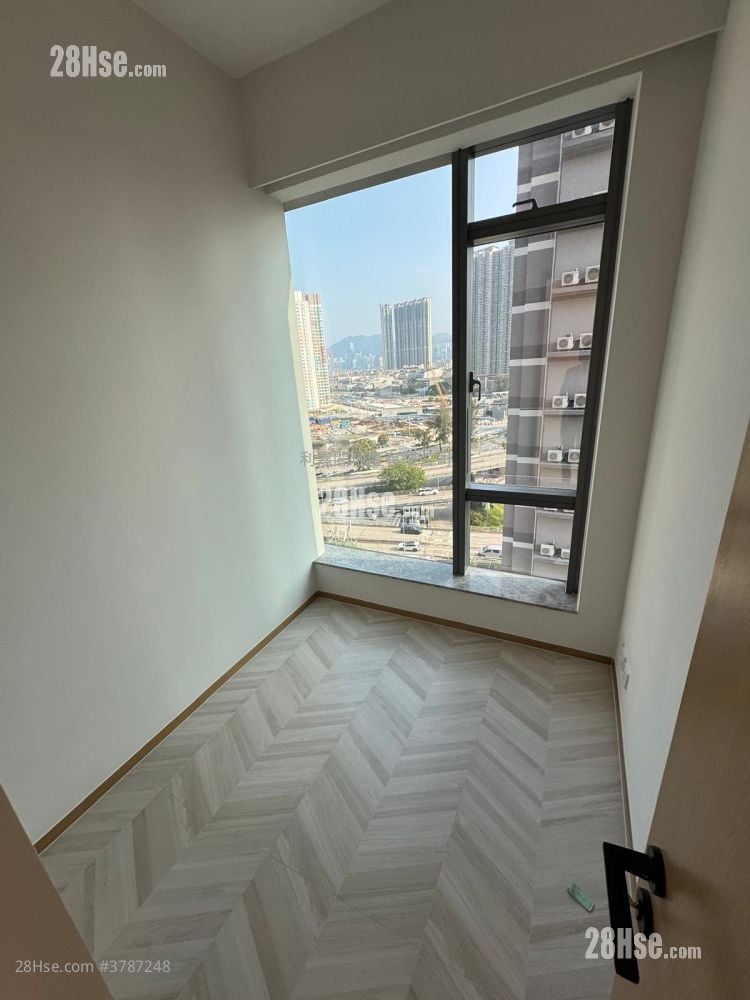 南首 租盘 2 房 , 1 浴室 351 平方尺