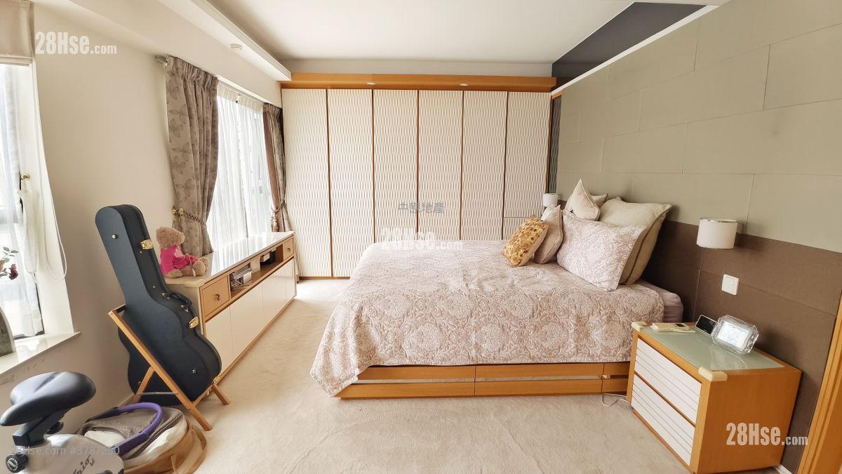 Parc Regal Sell 3 Bedrooms 1,354 ft²