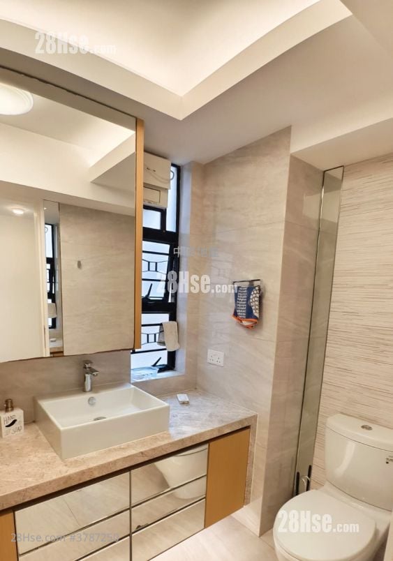 Parc Regal Sell 3 Bedrooms 1,354 ft²