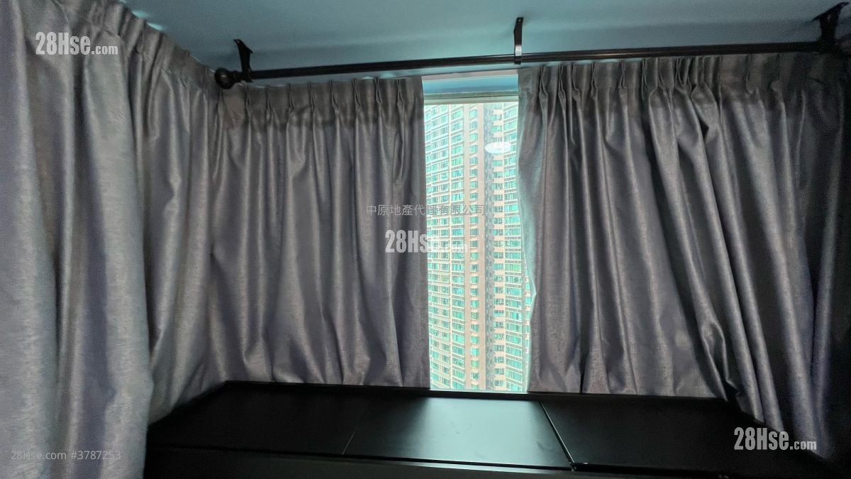 Tierra Verde Sell 2 Bedrooms , 1 Bathroom 518 ft²