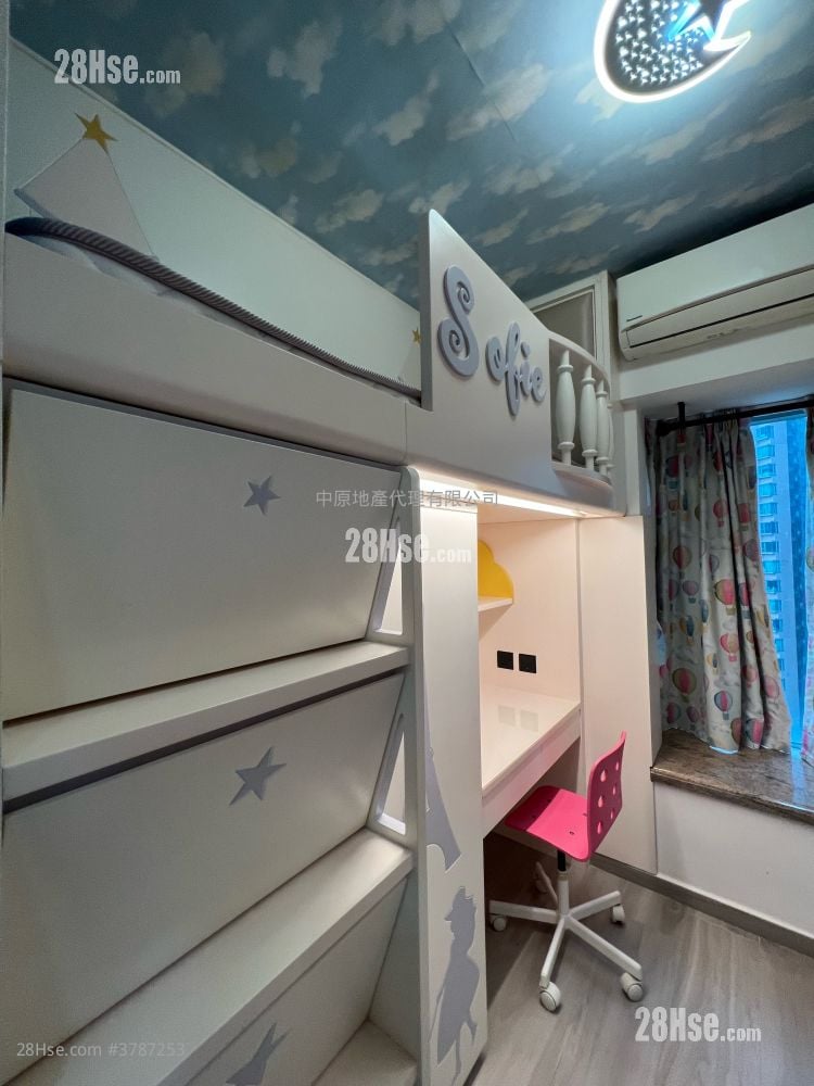 Tierra Verde Sell 2 Bedrooms , 1 Bathroom 518 ft²