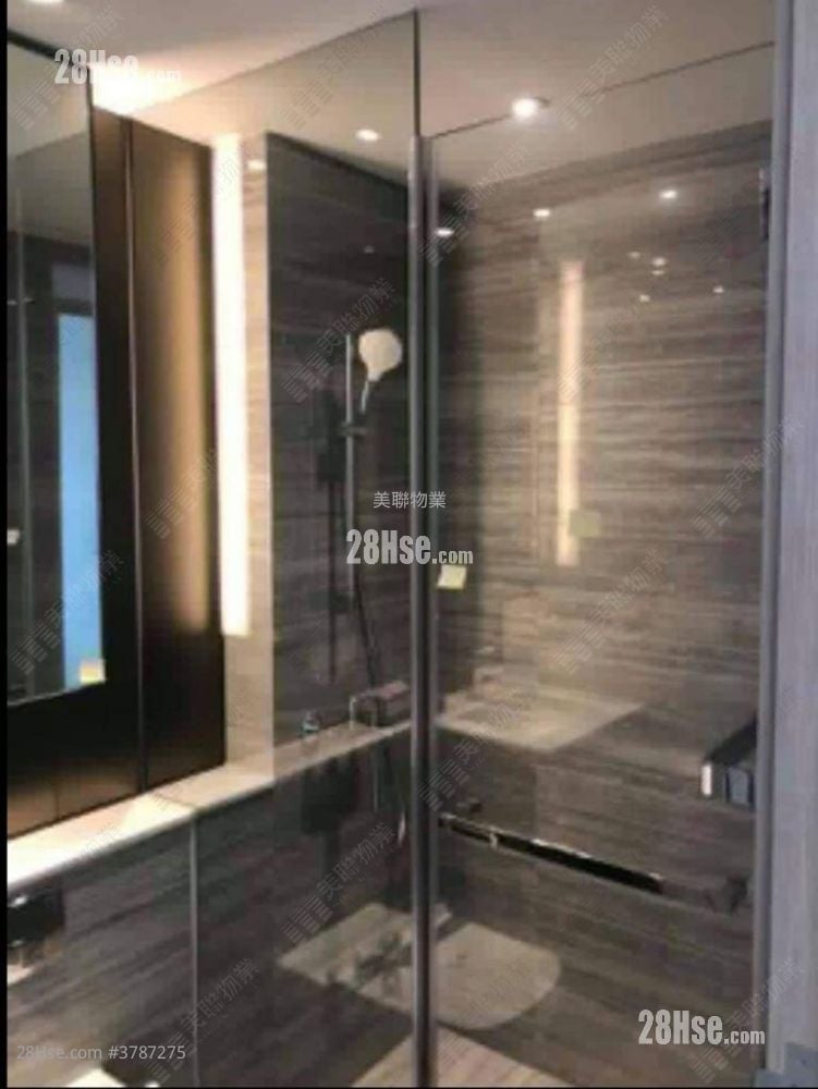 2Gerher Sell 2 Bedrooms 484 ft²