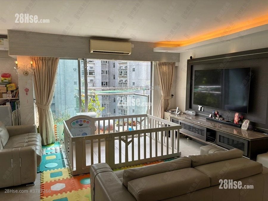 毕架山花园 售盘 3 房 , 2 浴室 1,211 平方尺